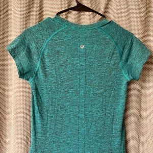 Lululemon Swiftly Tech Short Sleeve